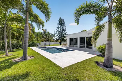 135 SE 28th Court, Boynton Beach, FL 33435 - Photo 57