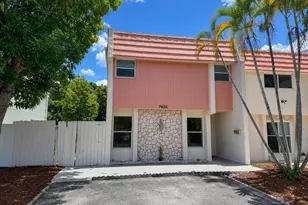 7920 SW 7th Pl, North Lauderdale, FL 33068 - Photo 1