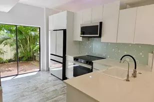 210 Bella Vista Ct N, Jupiter, FL 33477 - Photo 5