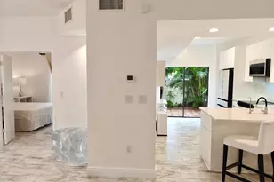 210 Bella Vista Ct N, Jupiter, FL 33477 - Photo 13