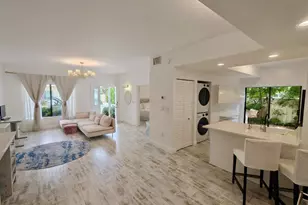 210 Bella Vista Ct N, Jupiter, FL 33477 - Photo 1