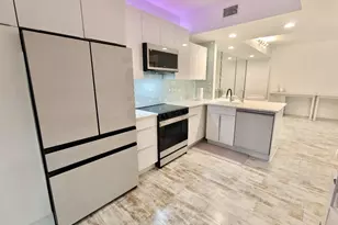 210 Bella Vista Ct N, Jupiter, FL 33477 - Photo 9
