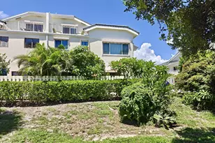 210 Bella Vista Ct N, Jupiter, FL 33477 - Photo 33
