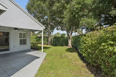 67 Kingfisher Way, Boynton Beach, FL 33436 - Photo 11