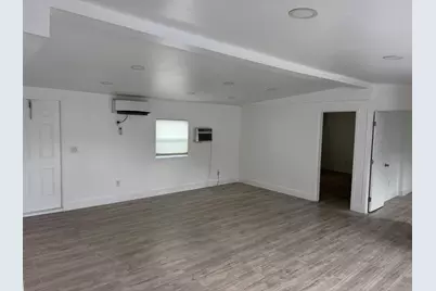 650 NW 214th Avenue, Pembroke Pines, FL 33029 - Photo 11
