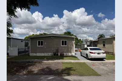 650 NW 214th Avenue, Pembroke Pines, FL 33029 - Photo 1