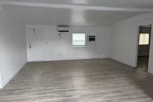 650 NW 214th Ave, Pembroke Pines, FL 33029 - Photo 5