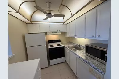 [Address not provided], West Palm Beach, FL 33417 - Photo 15