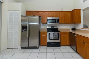 2491 Aragon Blvd, Sunrise, FL 33322 - Photo 3