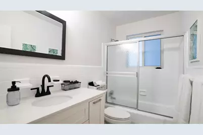1905 NE 2nd Street #2, Pompano Beach, FL 33060 - Photo 9