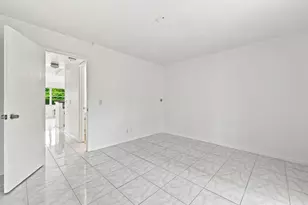 310 Oakridge R Ct, Deerfield Beach, FL 33442 - Photo 21