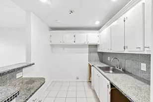 310 Oakridge R Ct, Deerfield Beach, FL 33442 - Photo 11