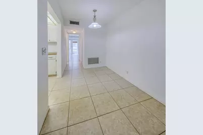 3240 Lake Osborne Drive #109, Lake Worth Beach, FL 33461 - Photo 9