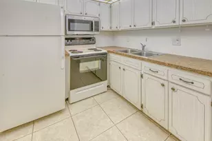 3240 Lake Osborne Dr, Lake Worth Beach, FL 33461 - Photo 11
