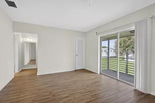 159 Easthampton G, West Palm Beach, FL 33417 - Photo 9