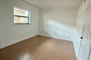 2607 NE 8th Ave, Wilton Manors, FL 33334 - Photo 15