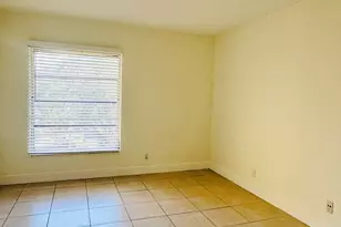 480 NW 20th St, Boca Raton, FL 33431 - Photo 9