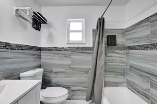 2001 Washington St, Hollywood, FL 33020 - Photo 29