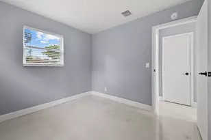 968 W 9th St, Riviera Beach, FL 33404 - Photo 13
