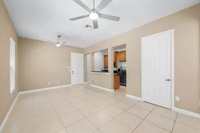 870 NW 83rd Lane, Boca Raton, FL 33487 - Photo 7