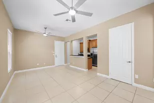 870 NW 83rd Ln, Boca Raton, FL 33487 - Photo 7