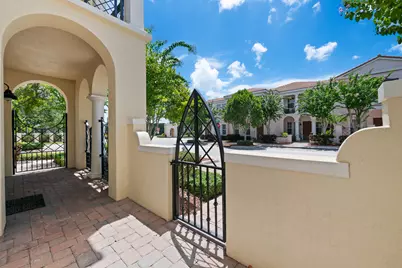 870 NW 83rd Lane, Boca Raton, FL 33487 - Photo 3