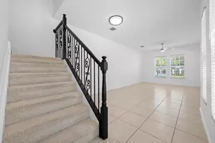 870 NW 83rd Ln, Boca Raton, FL 33487 - Photo 13