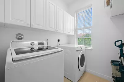 870 NW 83rd Lane, Boca Raton, FL 33487 - Photo 25
