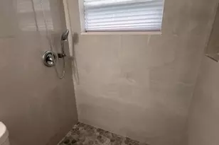 968 W 9th St, Riviera Beach, FL 33404 - Photo 15