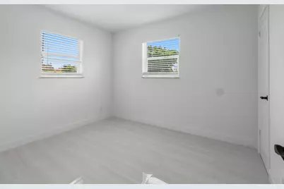968 W 9th Street #B2, Riviera Beach, FL 33404 - Photo 17
