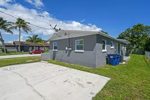 968 W 9th St, Riviera Beach, FL 33404 - Photo 23