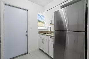 968 W 9th St, Riviera Beach, FL 33404 - Photo 5