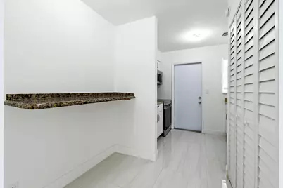 968 W 9th Street #B2, Riviera Beach, FL 33404 - Photo 7