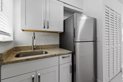 968 W 9th Street #B2, Riviera Beach, FL 33404 - Photo 3