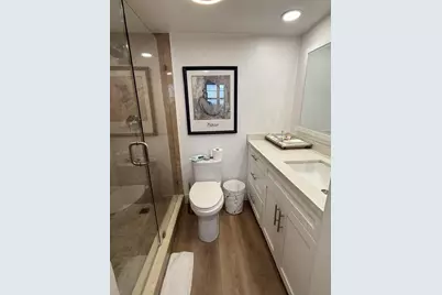 250 Jacaranda Drive #804, Plantation, FL 33324 - Photo 15