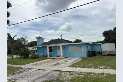 1001 Sunrise Boulevard, Fort Pierce, FL 34950 - Photo 1