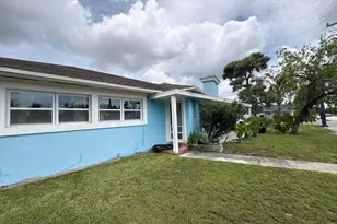 1001 Sunrise Blvd, Fort Pierce, FL 34950 - Photo 5