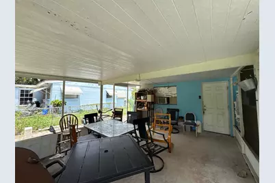 1001 Sunrise Boulevard, Fort Pierce, FL 34950 - Photo 9