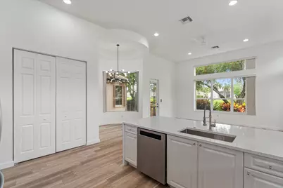 6830 Fiji Circle, Boynton Beach, FL 33437 - Photo 17