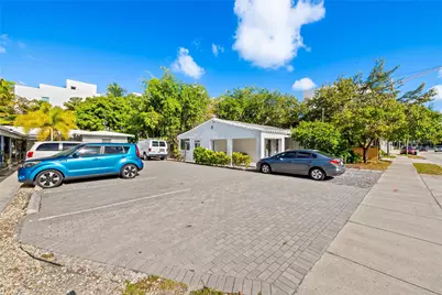 724 NE 3rd Avenue, Fort Lauderdale, FL  - Photo 7