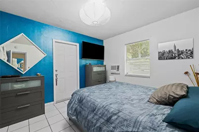 724 NE 3rd Avenue, Fort Lauderdale, FL  - Photo 17