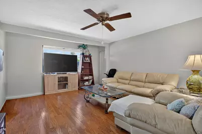 2750 NE 9th Terrace, Pompano Beach, FL 33064 - Photo 5