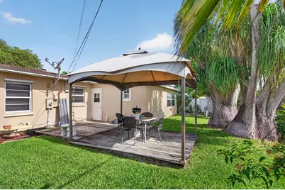 2750 NE 9th Terrace, Pompano Beach, FL 33064 - Photo 25