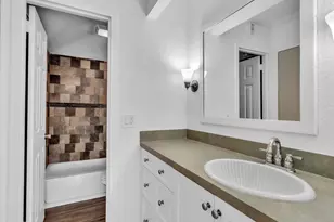3002 NE 5th Terrace, Wilton Manors, FL 33334 - Photo 11