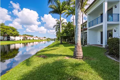 11562 SW 13th Lane, Pembroke Pines, FL 33025 - Photo 29
