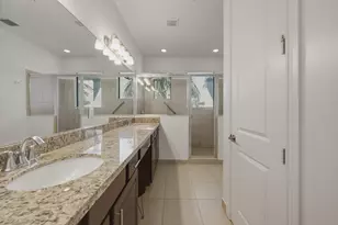 11562 SW 13th Ln, Pembroke Pines, FL 33025 - Photo 17