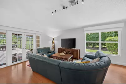 709 Crystal Court, Weston, FL 33326 - Photo 17