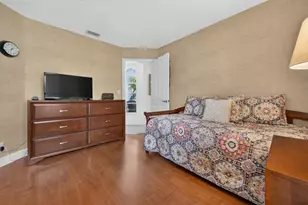 709 Crystal Ct, Weston, FL 33326 - Photo 25