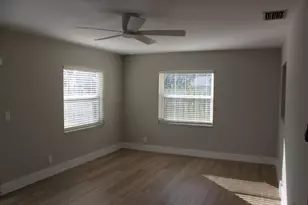 2104 NE 1st Ct, Boynton Beach, FL 33435 - Photo 9