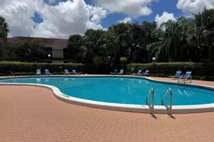 2766 S Carambola Circle S, Coconut Creek, FL 33066 - Photo 29